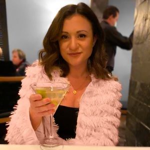 Meet your Posher, Stephanie